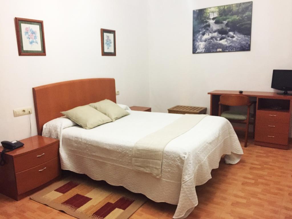 Hostal La Casilla Guitiriz Exteriör bild
